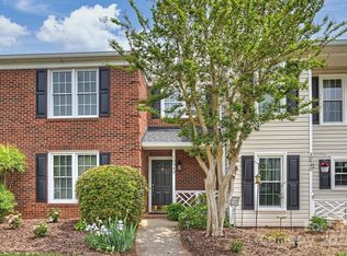 10943 Winterbourne Ct, Charlotte, NC 28277