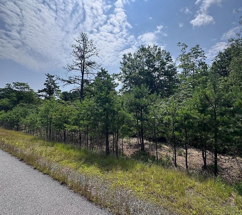 1st image of Green Mountain Dr