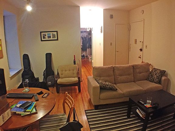 3rd image of 35 W 96th St APT 3C
