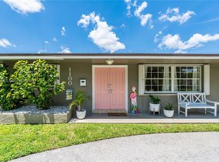 1100 SW 100th Ct, Miami, FL 33174