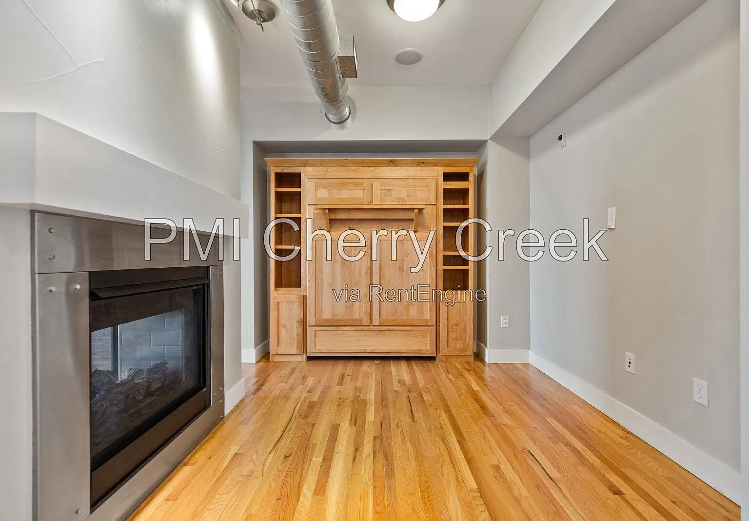 1 bed, 1.0 bath, 960 sqft, $2,050 — Photo 2
