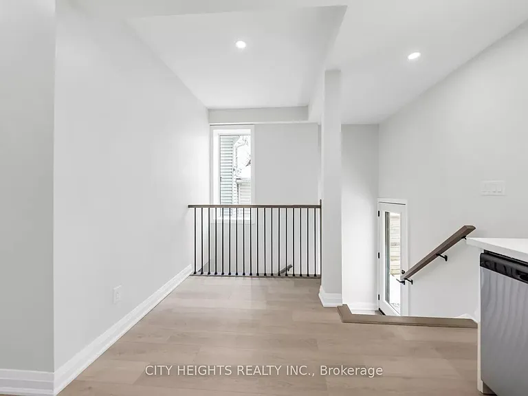 124 Church St #2 — Photo 7