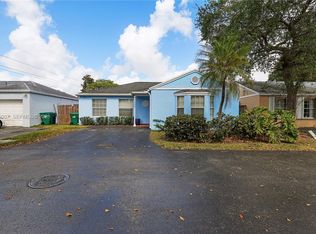 Deerwood Villas Sec 2, Miami, FL 33186