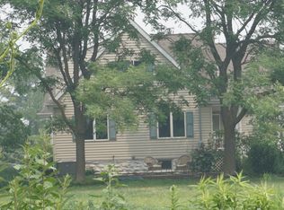 15716 W Arsenal Rd, Manhattan, IL 60442