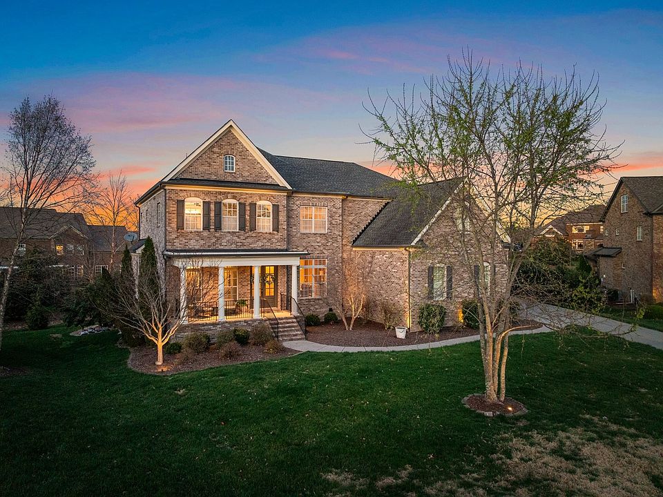 1st image of 1846 Longmoore Ln