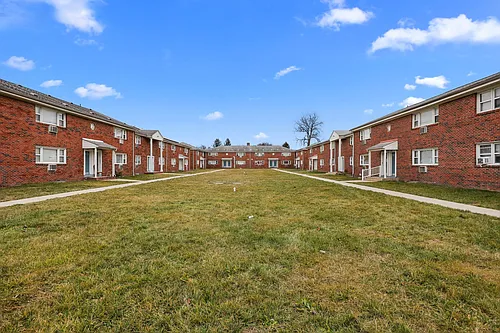 Parkview Apartments Photo 1