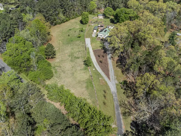 90 Mullinax Rd, Taylorsville, GA 30178