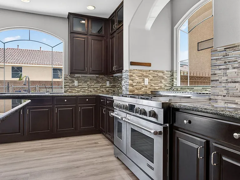 9610 Twin Rivers Ct — Photo 16