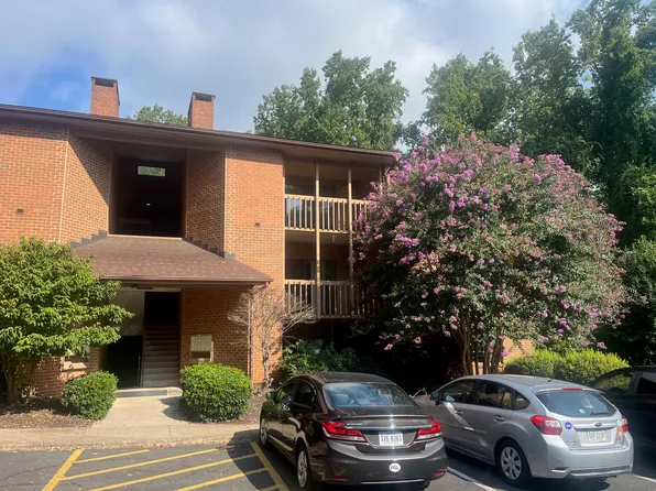 117 Turtle Creek Rd APT 12, Charlottesville, VA 22901
