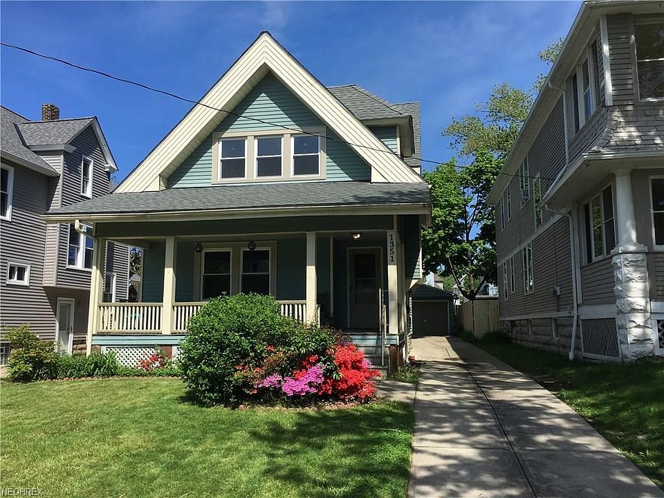 Welcome to 1351 Ethel - Quaint outside, spacious inside! 4 bedroom 2 full baths above ground!
