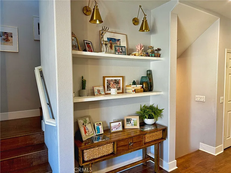 10522 Poinsettia Ln — Photo 16