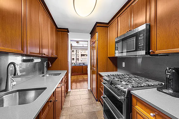 Sold by Keller Williams NYC | media 5