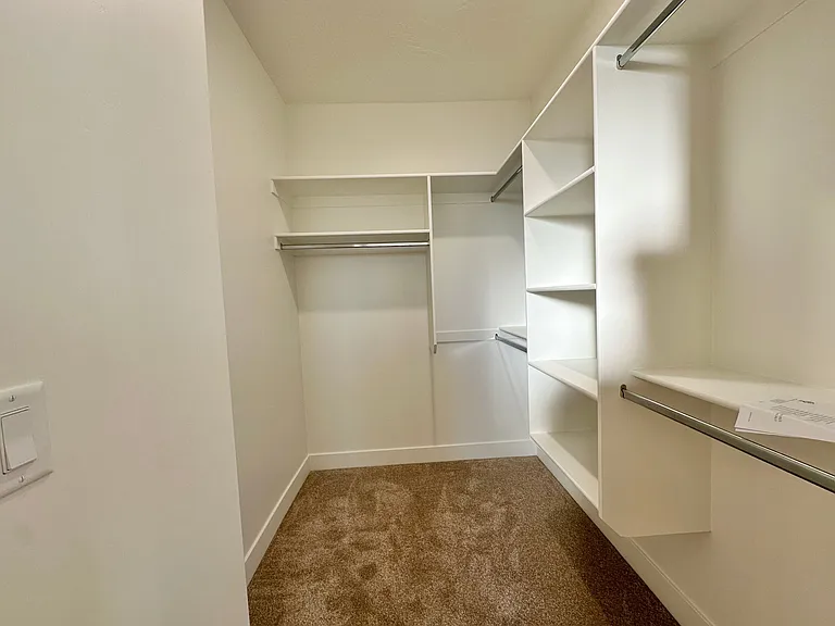 127 N 2480 W — Photo 8