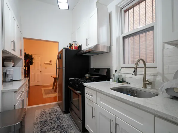 6 Lombardy Street image 23 of 48