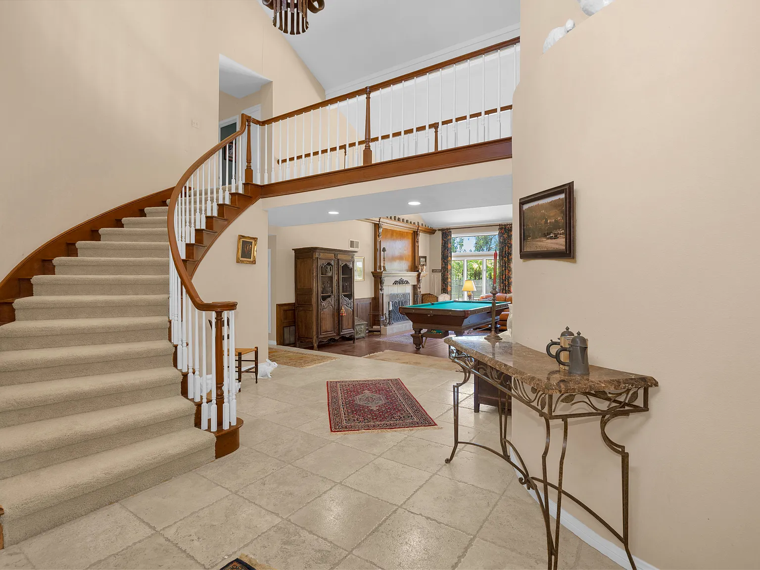 5 bed, 4.5 bath, 4493 sqft, $13,000 — Photo 3