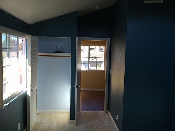 4th image of 2633 Holland St