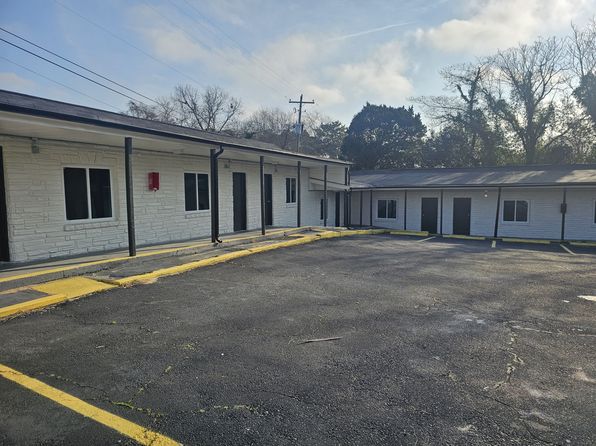 2322 Two Notch Rd #1