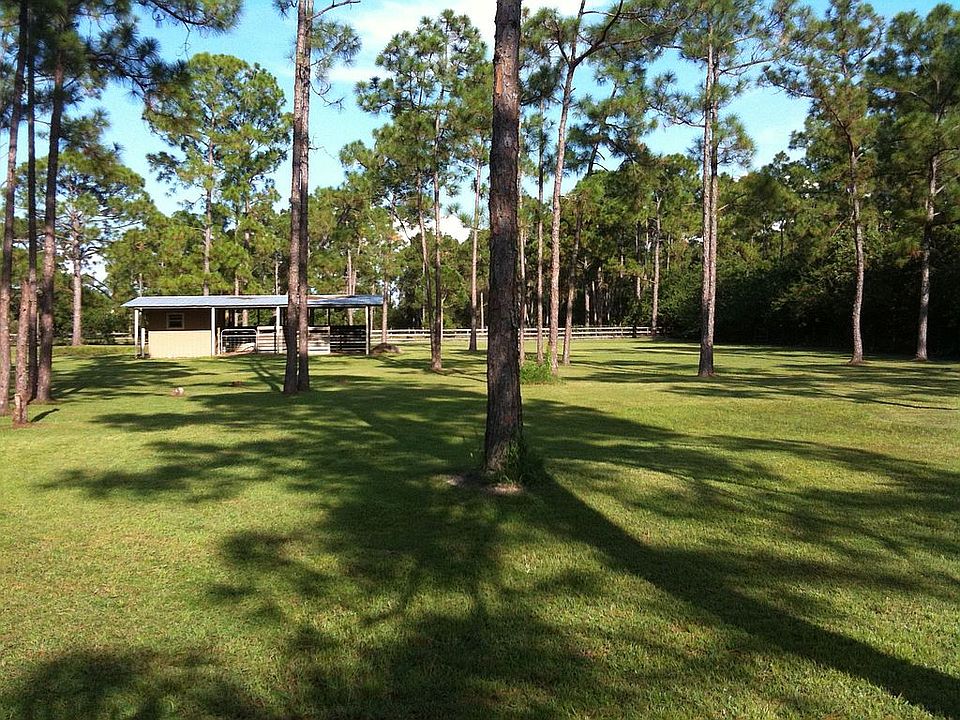 2nd image of 11640 Fox Hill Rd