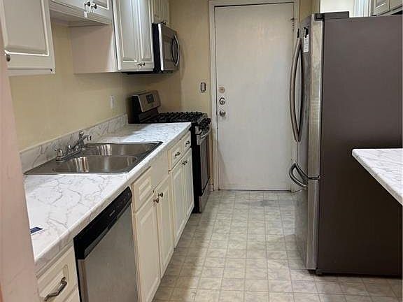 5th image of 6851 Roswell Rd Unit I15