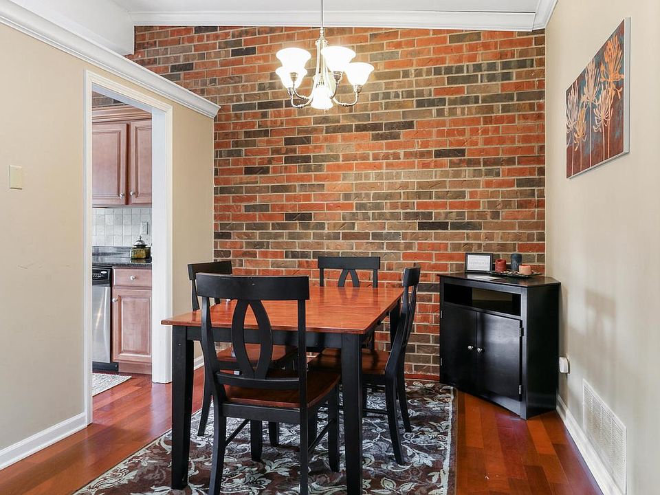 Abbey Villa 17 Abbey Villa Cir Fontana WI Zillow