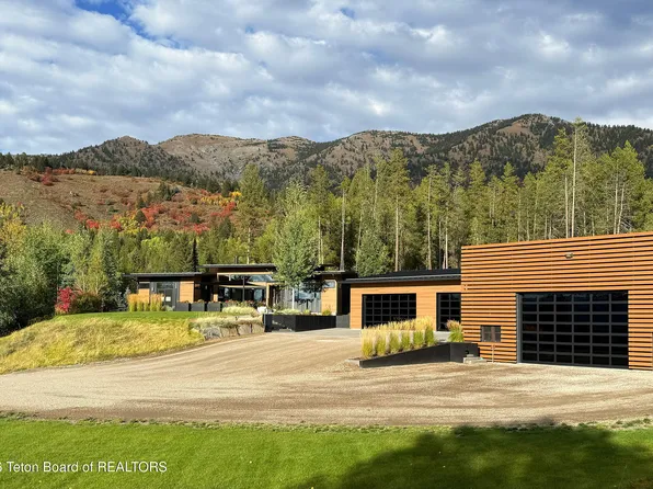14-13 Windsong Way, Alpine, WY 83128