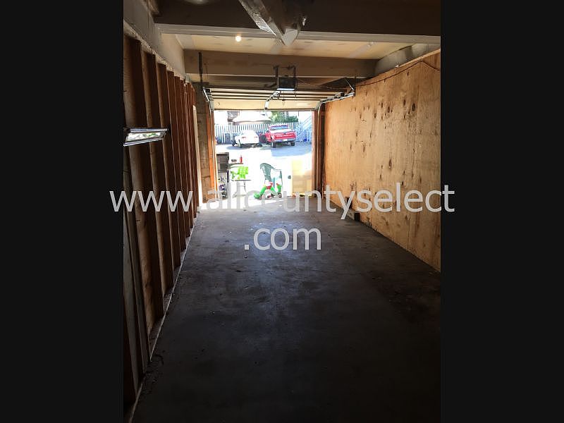 2nd image of 27 Charles St
