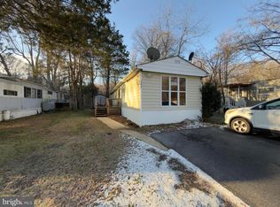 243 Jaguar Dr, Lothian, MD 20711