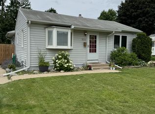 8224 3rd Ave S, Bloomington, MN 55420