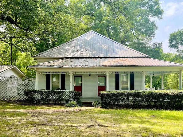 1714 Us Highway 59 S, Carthage, TX 75633