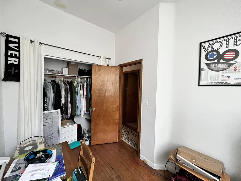 2717 N Hampden Ct — Photo 8