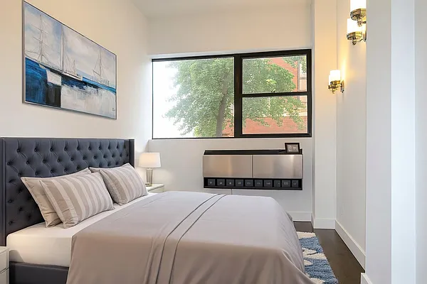 Rented by Mossanen Group | media 14