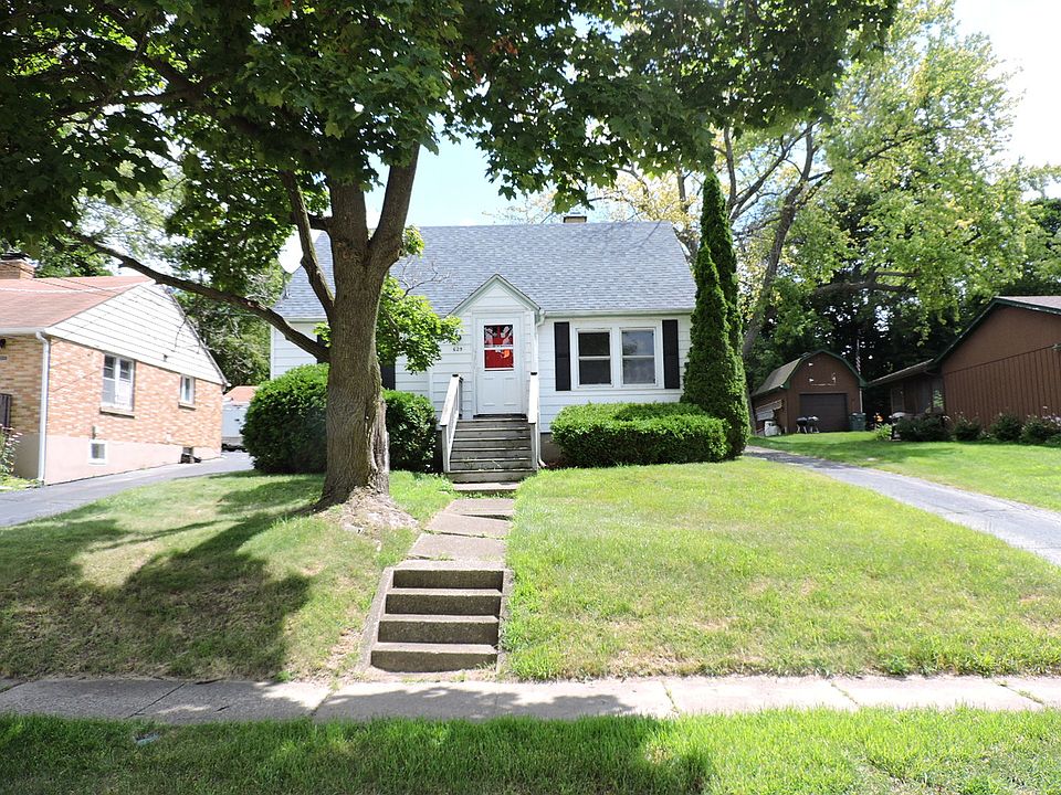 1st image of 629 Putnam Ave