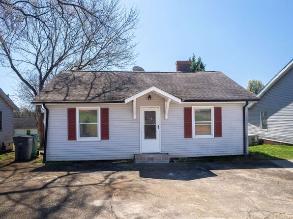 102 Ervin St