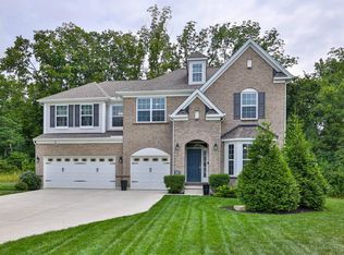 407 Rowan Hills Ln, Loveland, OH 45140