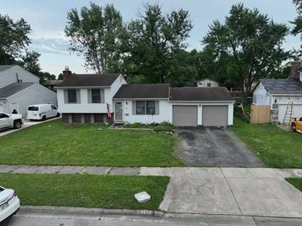 2591 McDaniel Ct, Grove City, OH 43123