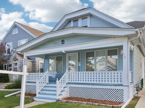 3674 South Ahmedi AVENUE, Saint Francis, WI 53235