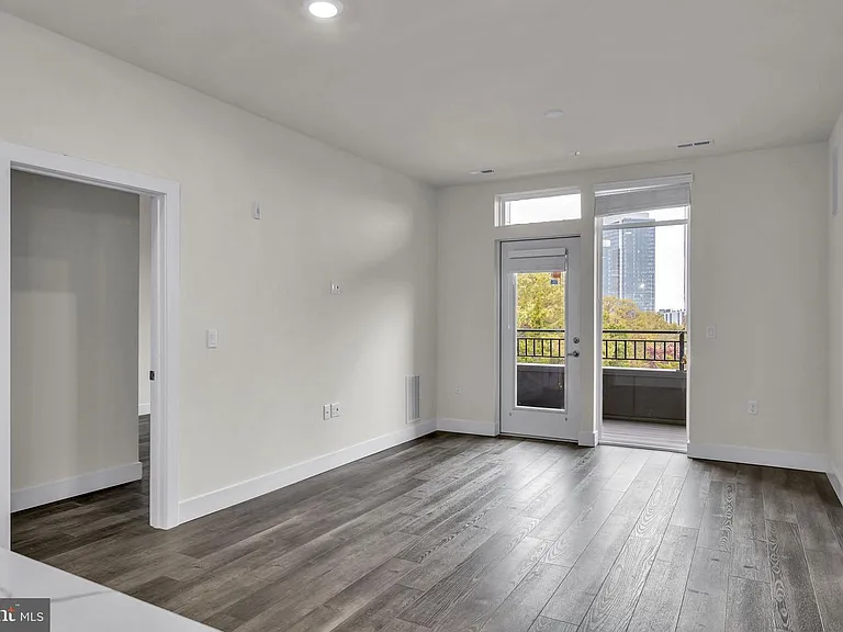 1761 Old Meadow Road 413 #413 — Photo 10