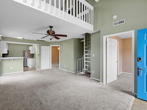 5th image of 2501 Lake Point