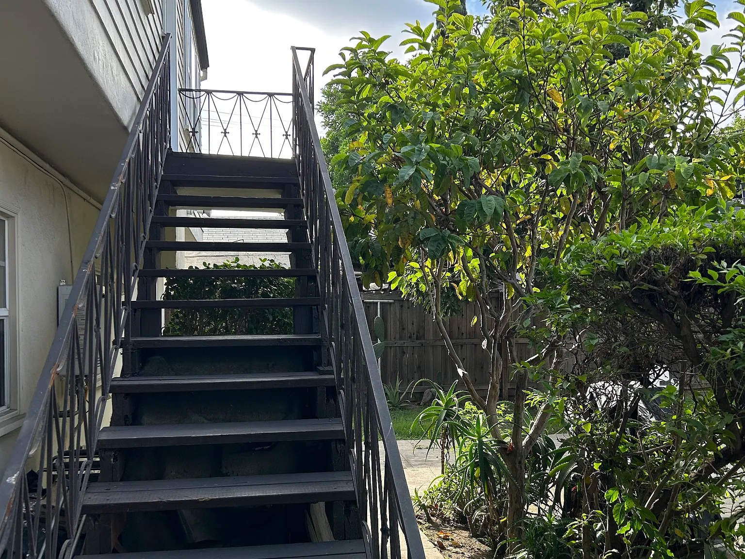 1 bed, 660 sqft, $2,100 — Photo 2
