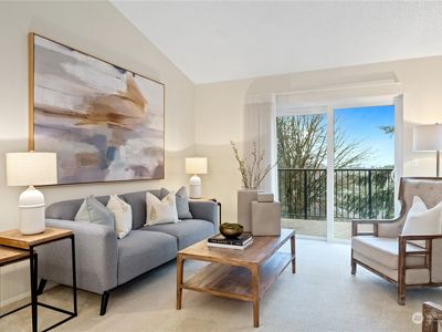 412 10th Street #B302, Kirkland, WA, 98033