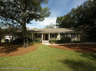 240 Bayview Dr, Mount Pleasant, SC 29464