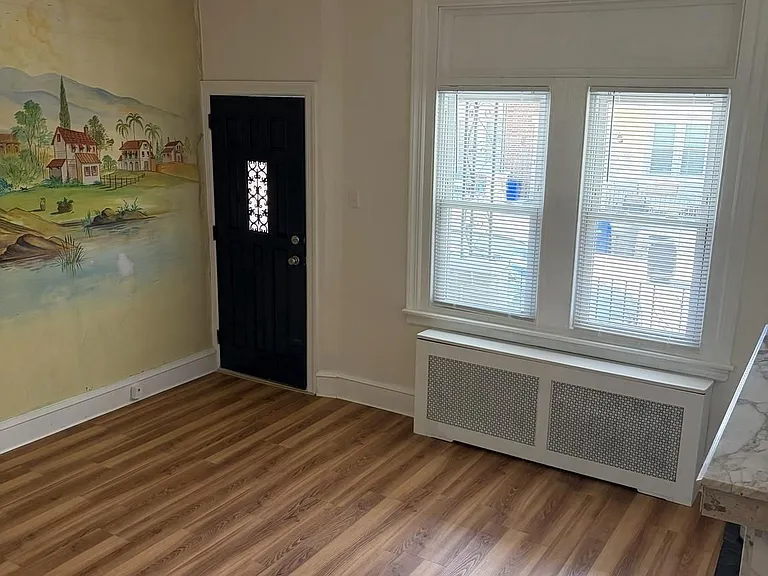 4045 Dexter St — Photo 3