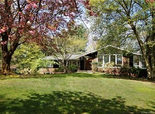 3 Fraser Rd, Westport, CT 06880