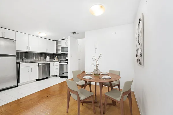 Rented by Compass | media 16