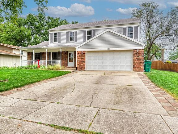 2nd image of 1102 Country Dr