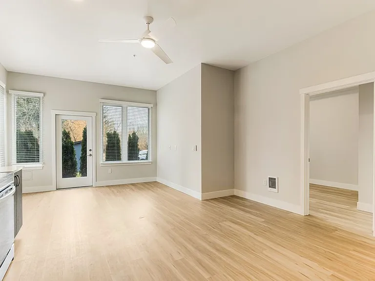 Brookside Apartments — Photo 57