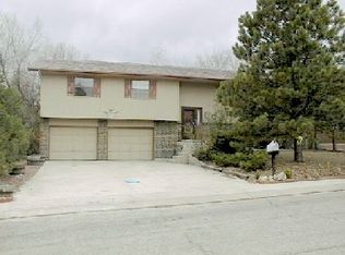 268 Dolomite Dr, Colorado Springs, CO 80919