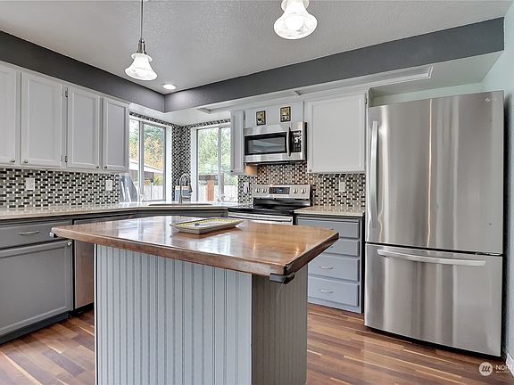 3rd image of 8608 120th Street Ct E
