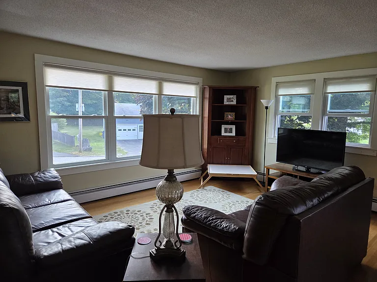 254 Alfred St — Photo 6