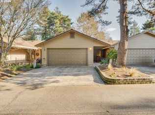 1116 NW Springwood Ln, McMinnville, OR